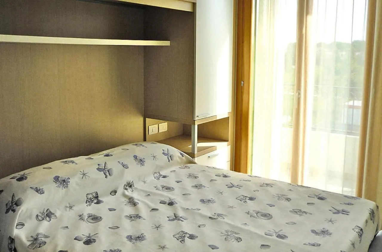 Residence Villaggio A Mare, Lido Altanea Caorle Apartment